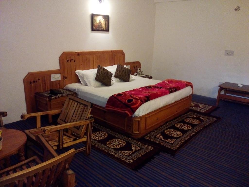 Akash Hills Hotel Manali (Himachal Pradesh) Bagian luar foto
