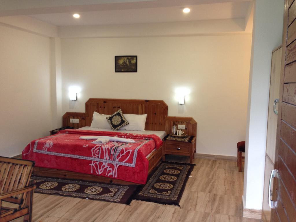 Akash Hills Hotel Manali (Himachal Pradesh) Bagian luar foto