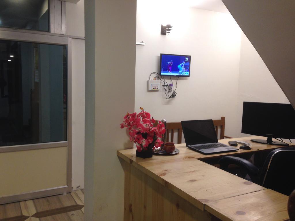 Akash Hills Hotel Manali (Himachal Pradesh) Bagian luar foto